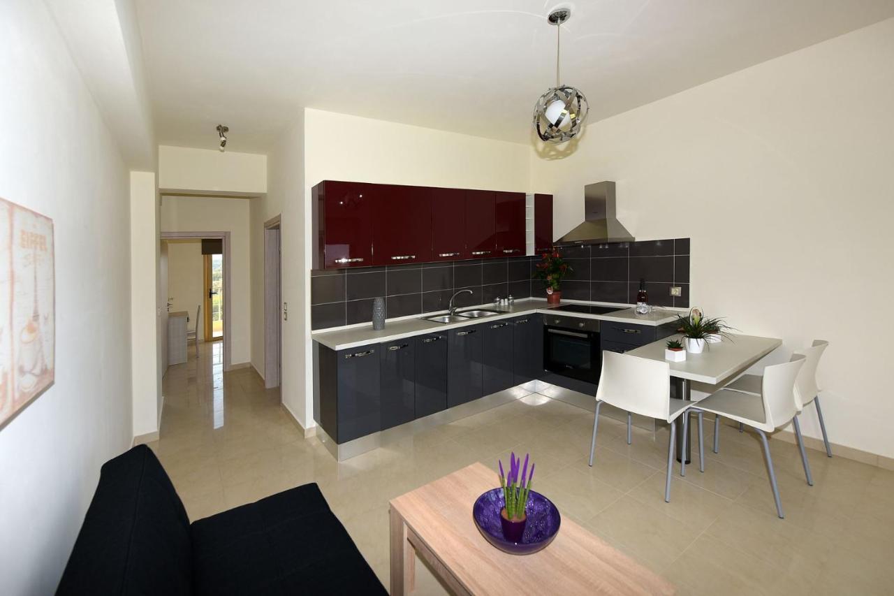 Stelia Luxury Apartments Kalavárda المظهر الخارجي الصورة